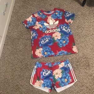 Adidas Originals 🌺Chita🌺 2 Piece Set